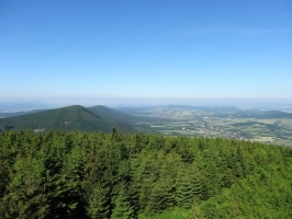 rozhledna Velký Javorník - pohled směrem k Veřovickým vrchům