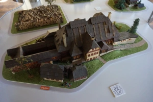 sklářská osada Kristiánov - trojrozměrný model osady v Liščí boudě