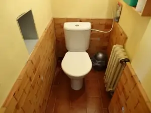 samostatné WC