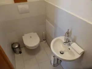 apartmán č. 2 - samostatné WC s bidetem