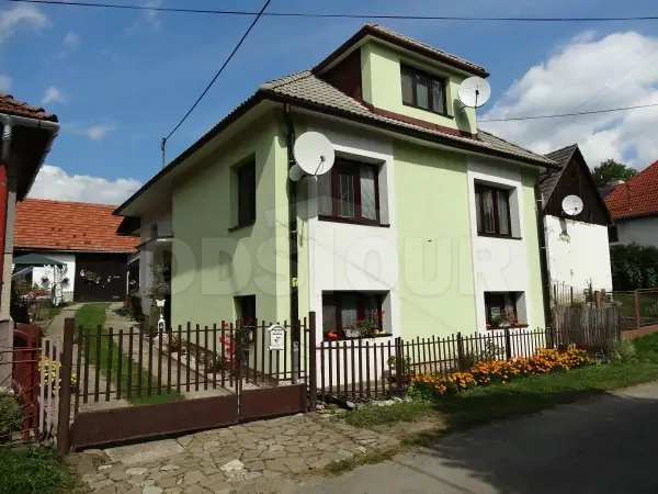 dům s prázdninovým apartmánem Bobrovček