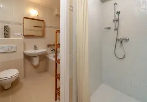 apartmán - koupelna