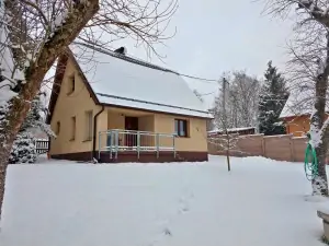 chata Horní Výšina v zimě
