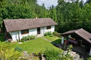 chata Dřevčice leží v CHKO Kokořínsko - Máchův kraj