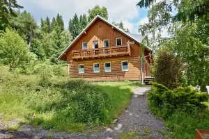 apartmánový dům Stachy-Kůsov se nachází v malebné šumavské lokalitě v blízkosti Klostermanovy skály