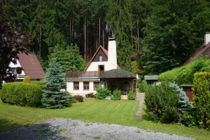 chata Dolní Bušínov nabízí ubytování pro max. 11 osob