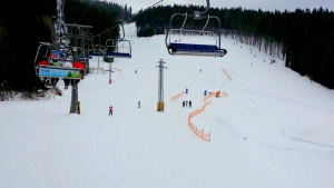 V zimě je Tanvaldský Špičák oblíbeným lyžařským střediskem. 