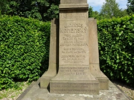 Kunvald - socha Jana Ámose Komenského
