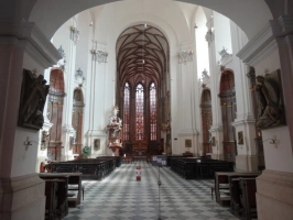 interiér katedrály Petrov