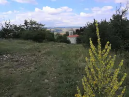 Svatý kopeček u Mikulova je součástí CHKO Pálava.