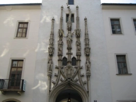 gotický portál Staré radnice 