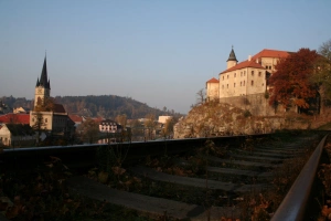 Hrad nad městem Ledeč nad Sázavou.
