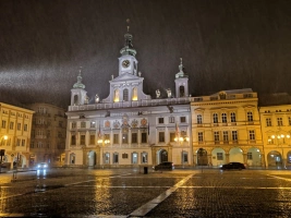 České Budějovice - radnice po setmění