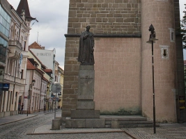 Pomník P. Jirsíka v Českých Budějovicích