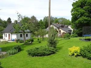 chalupa Horní Moravice - pohled ze zahrady