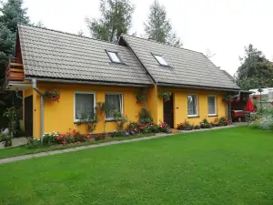 chata Liptovský Trnovec nabízí pěkné ubytování pro 7 až 8 osob