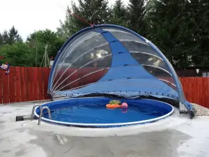 zapuštěný kruhový bazén (3,6 m)