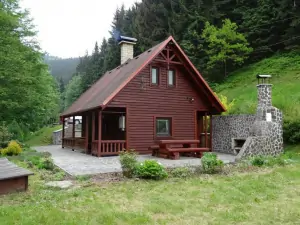 chata Dolní Bečva nabízí pronájem pro max. 4 až 6 osob