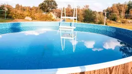 nadzemní bazén (průměr 3,6 m)