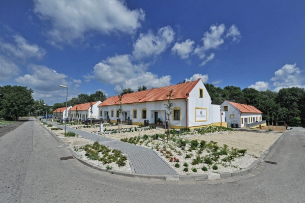 prázdninový areál rekreačních domků Hlohovec
