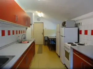kuchyně je plně vybavena pro vaření až 24 osob