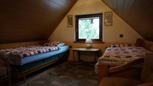 podkrovní ložnice se 3 lůžky