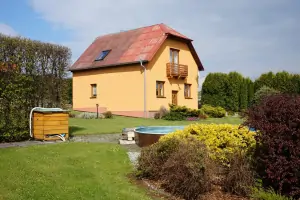 chata Kváskovice nabízí pronájem pro 6 až 10 osob