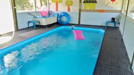 krytý zapuštěný bazén (6 x 3 x 1,2 m)
