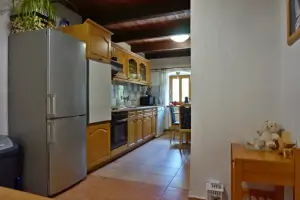 levá část ubytování: plně vybavená kuchyně