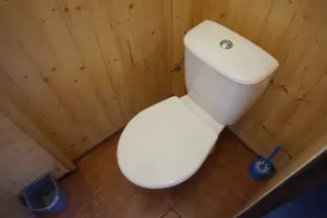 chata č. 1 - samostatné WC