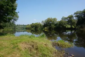 řeku Otavu lze využít i pro přírodní koupání