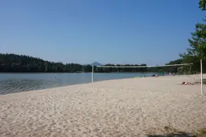 pláž u Hamerského jezera