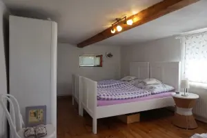 ložnice se 2 lůžky v prvním patře