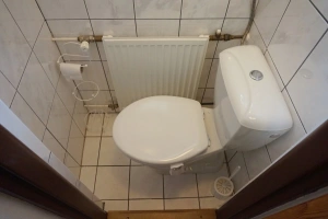 samostatné WC