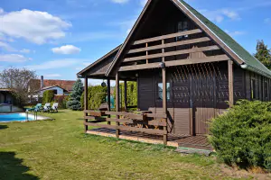 chata Jetětické Samoty nabízí pronájem pro max. 4 osoby
