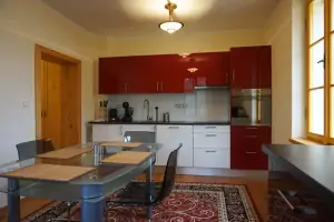 apartmán - plně vybavená kuchyně pro 4 osoby