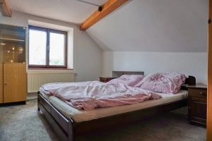 ložnice s dvojlůžkem