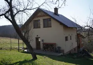 chata Dobrkovice