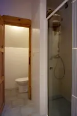 ochlazovna (sprchový kout) u sauny
