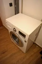 pračka v technické místnosti