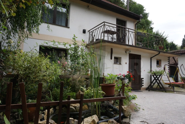 rekreační dům (chalupa) Karlštejn