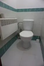 samostatné WC v prvním patře