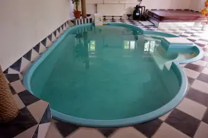 v přízemí lze využít vnitřní bazén