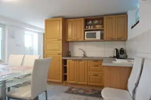 apartmán č.2 - kuchyně s jídelním koutem