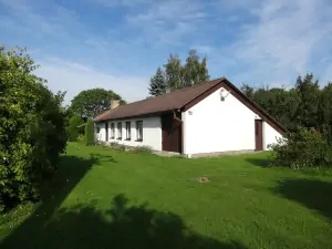 chata Blatná-Řečice se nachází na krásné polosamotě