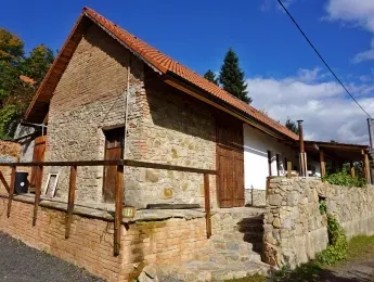 Chalupa Lojovice