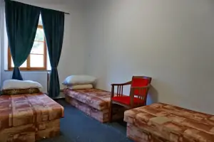 ložnice se 3 lůžky