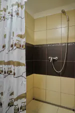 koupelna se sprchovým koutem