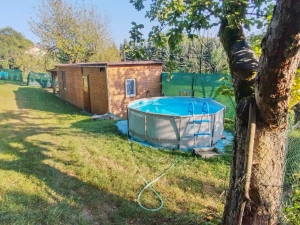 nadzemní bazén (Ø 3,6m hloubka 1 m)