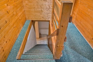 schody do podkroví